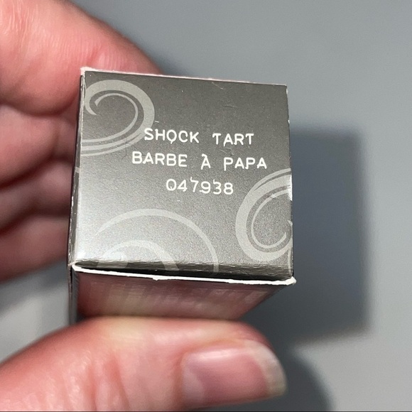 Mary Kay NouriShine Plus Lip Gloss | Shock Tart | NWT | EXPIRED - Picture 3 of 4